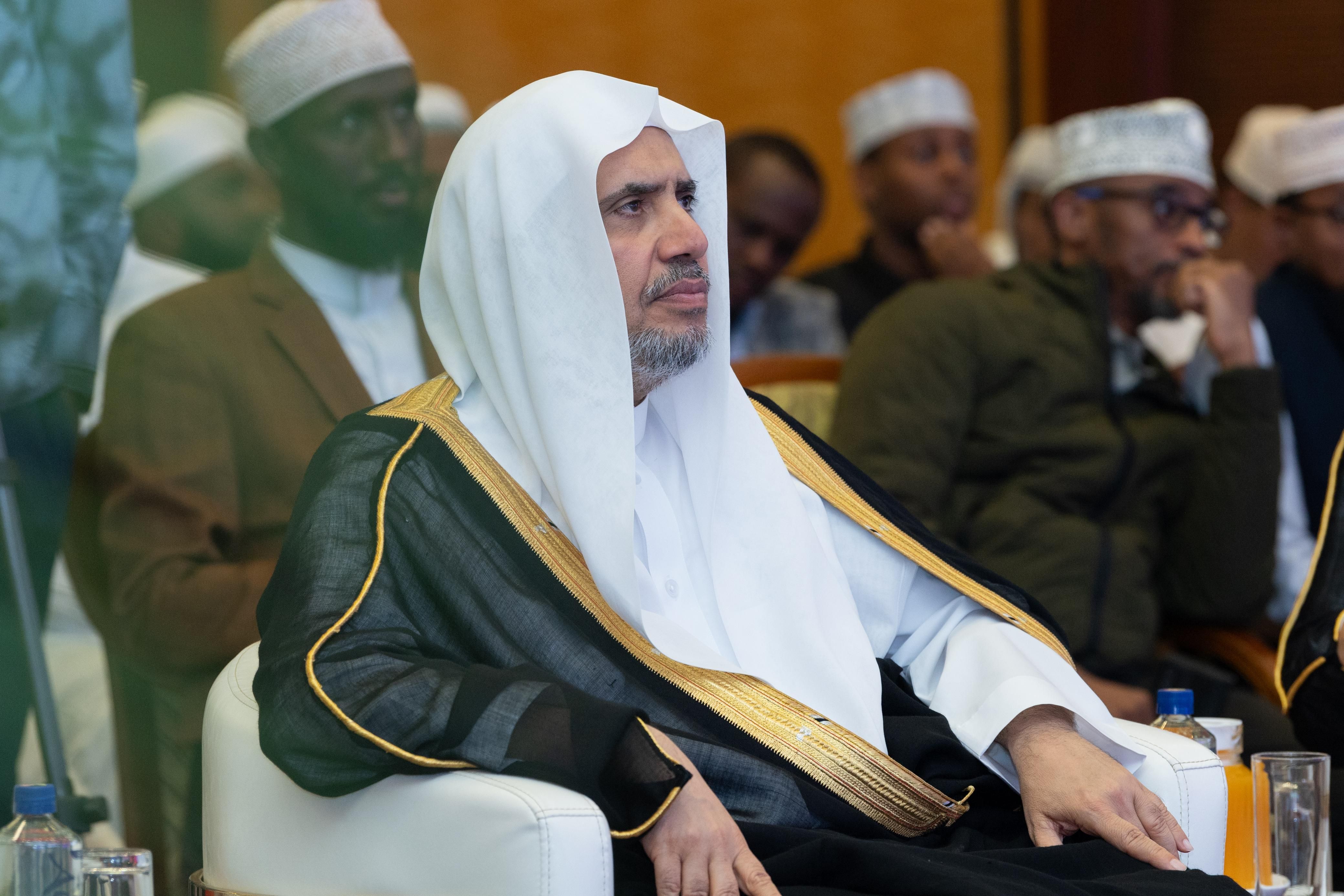 الأمين العام لرابطة العالم الإسلامى يُكرِّم الفائزين بمسابقة النُّخبة للقراءات العشر