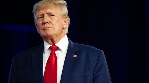 ترامب يتوعد بإقالة المسؤولين عن انسحاب القوات الأمريكية من أفغانستان