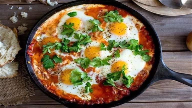 فوائد مذهلة.. تأثير تناول طبق من الفول بالبيض المسلوق على صحة الجسم