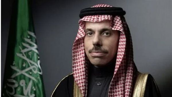 وزير خارجية السعودية يصل إلى العراق لبحث العلاقات الثنائية بين البلدين