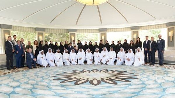 نهيان بن مبارك: رئيس الدولة يضع ثقته بشباب الإمارات الثروة الحقيقية للوطن وبناة مجده