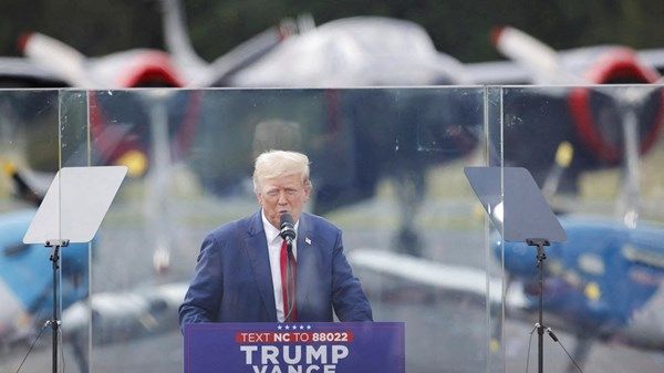 ترامب يخاطب مؤيديه في أول تجمع انتخابي بالهواء الطلق منذ محاولة اغتياله