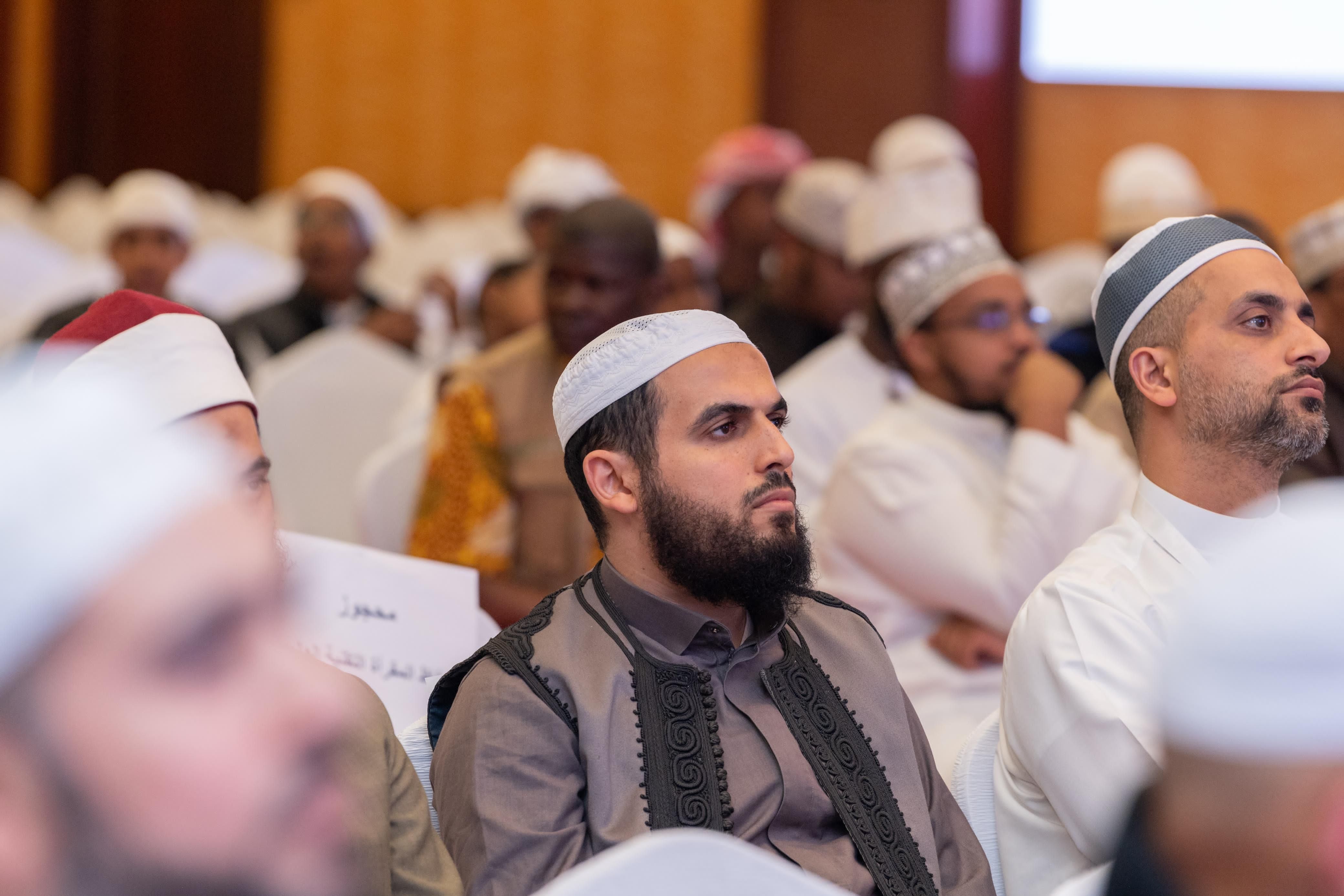 الأمين العام لرابطة العالم الإسلامى يُكرِّم الفائزين بمسابقة النُّخبة للقراءات العشر