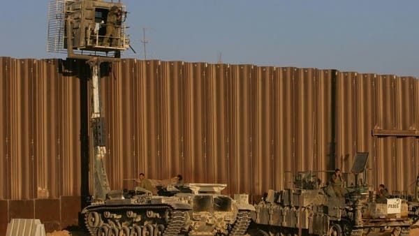 مصر ترفض مقترح الإحتلال الإسرائيلي بإنشاء 8 أبراج مراقبة بمحور فيلادلفي