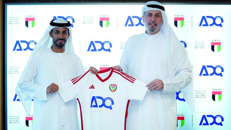 الامارات | «القابضة» واتحاد الكرة يجددان عقد رعاية 3 بطولات