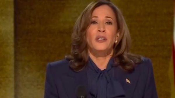 كامالا هاريس تتعهد بالدفاع الدائم عن حق إسرائيل