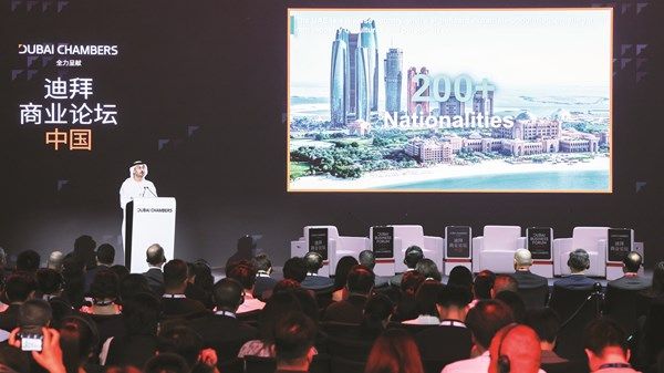 سفير الدولة: الإمارات والصين رسّختا نموذجاً للتعاون على الساحة الدولية