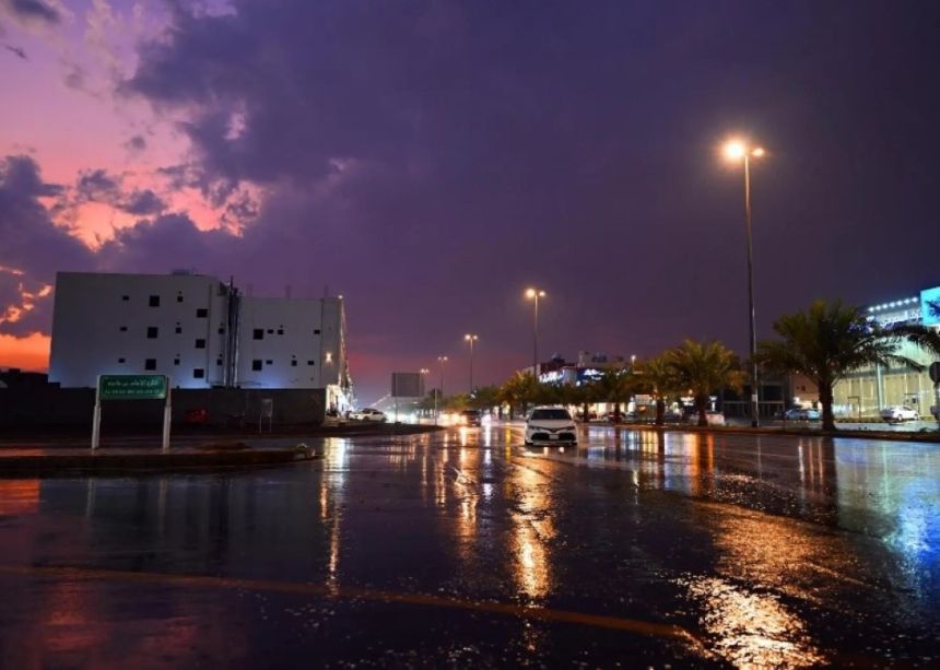 "الأرصاد" يحذر من طقس المدينة المنورة ويشدد على اتخاذ الإجراءات الاحترازية