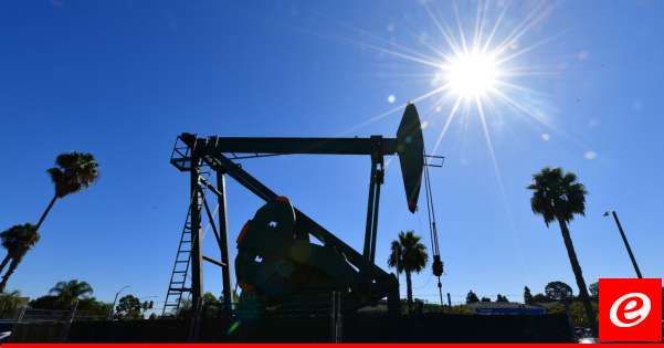 النفط يرتفع أكثر من 1% بعد تعليقات رئيس مجلس الاحتياطي الاميركي عن خفض الفائدة