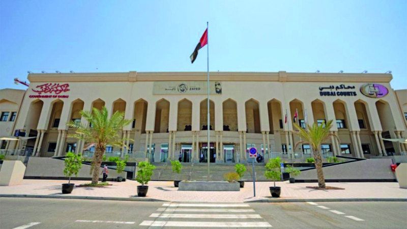 الامارات | موظفة تفشي أسرار شركتها وترسل زبائنها لأخرى منافسة