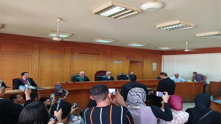 عنده عاهة عقلية.. دفاع سفاح التجمع يطالب بانتداب لجنة طبية | صور