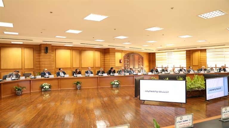 الأعلى للجامعات يعتمد ضوابط حفلات تخرج الطلاب.. تفاصيل