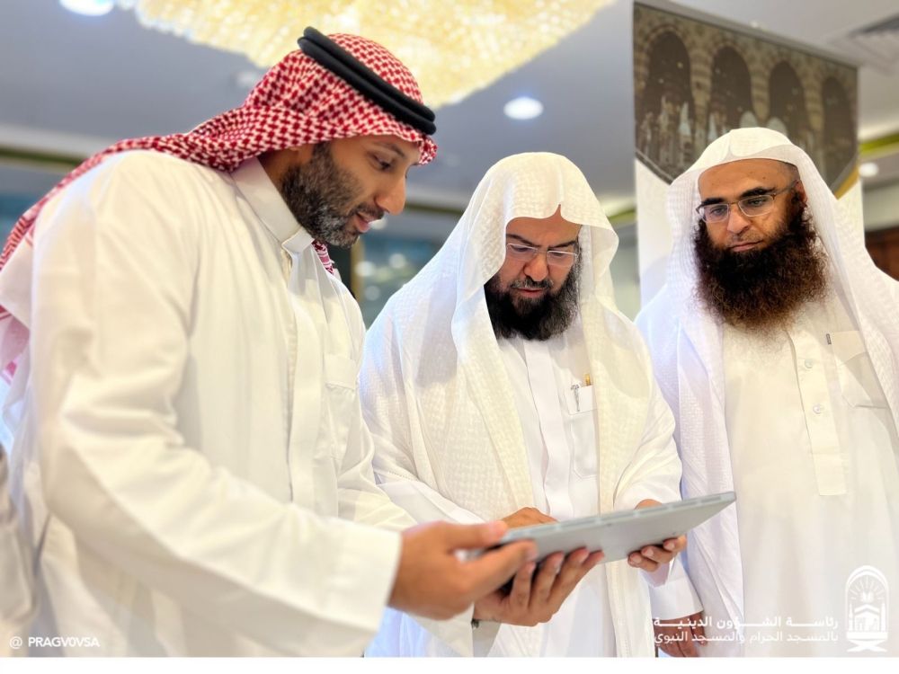 تستهدف 50 مليون مستمع.. "السديس"  يدشن مشروع ترجمة ندوة "الفتوى في الحرمين"