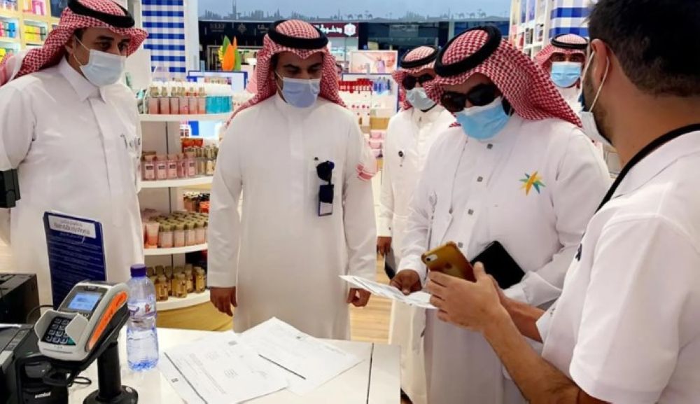 "الموارد البشرية" تنفذ 700 ألف جولة رقابية لضبط سوق العمل بالمملكة خلال نصف عام