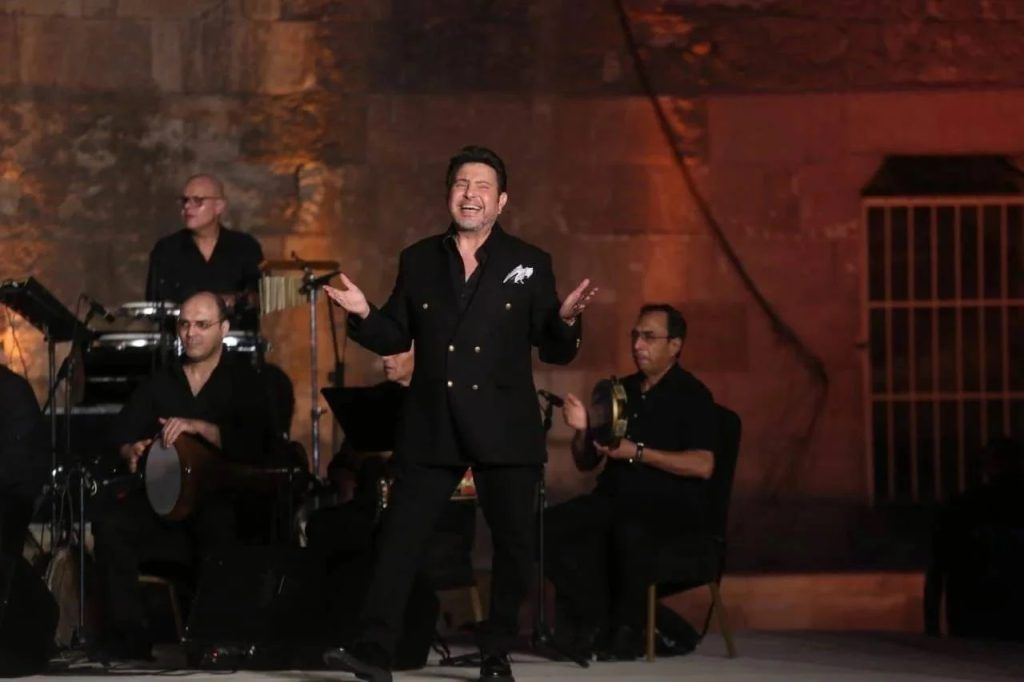 “بنحبك يا هاني”.. جمهور القلعة يستقبل هاني شاكر بالهتاف