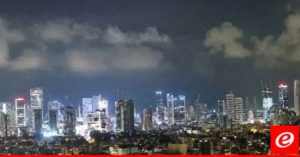 إعلام إسرائيلي: الصاروخ الذي أطلق من غزة انفجر في تل أبيب وأُصيبت مستوطنة أثناء هروبها نحو ملجأ