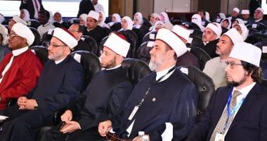 علماء: المرأة جزء مهم من المجتمع.. والقرآن كرمها تكريمًا لا يحتاج إلى بيان