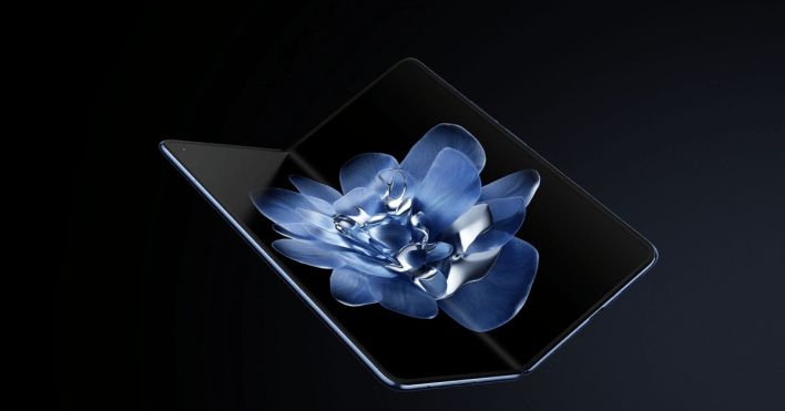 تكنولوجيا: شاومي تعمل على تطوير هاتف يدعم الطي الثلاثي للشاشة