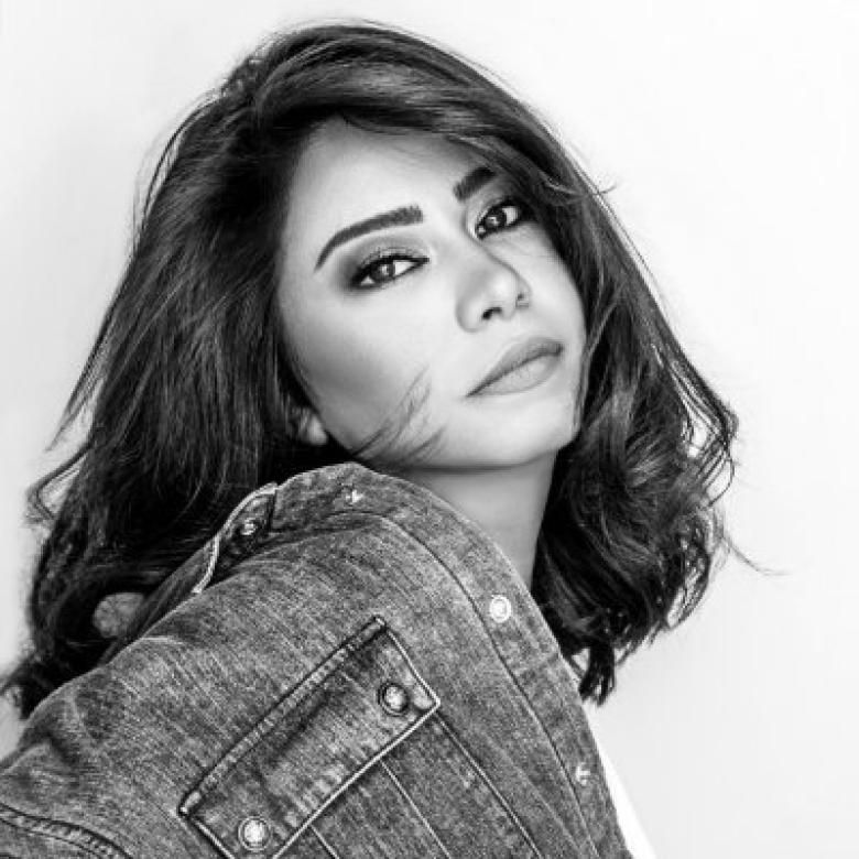 الامارات | محامي شيرين يكشف لماذا تخلى عنها: "قالت كلام على مصر"