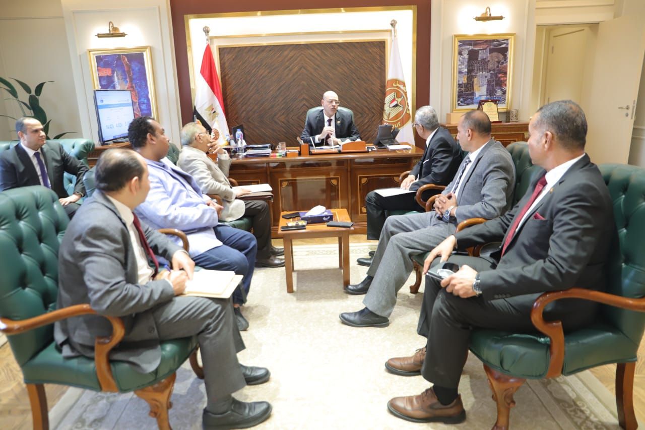 وزير العمل يلتقى وفدًا من المجلس الوطنى للتدريب لبحث سبل التعاون