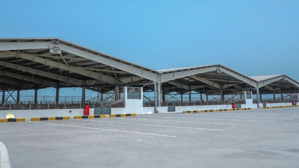 بدعم منصور بن زايد.. "أبوظبي للزراعة والسلامة الغذائية" تفتتح المحجر البيطري في ميناء خليفة