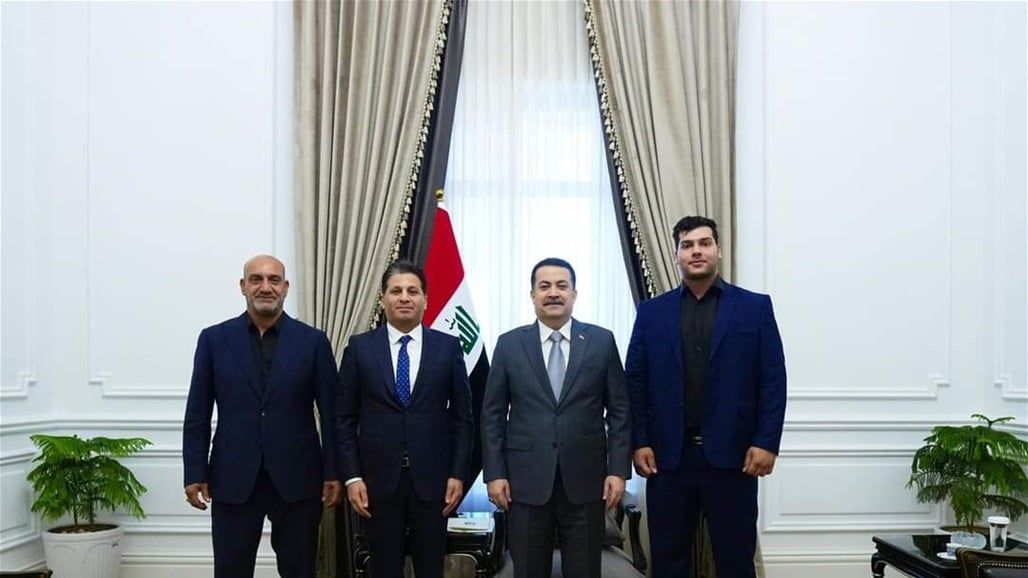 رئيس الوزراء يوجه خلال لقائه رئيس اللجنة الأولمبية بتكريم الربّاع علي عمار