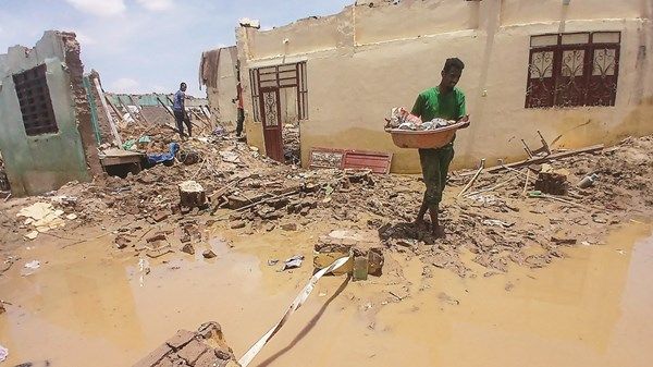 30 قتيلاً جراء السيول في السودان