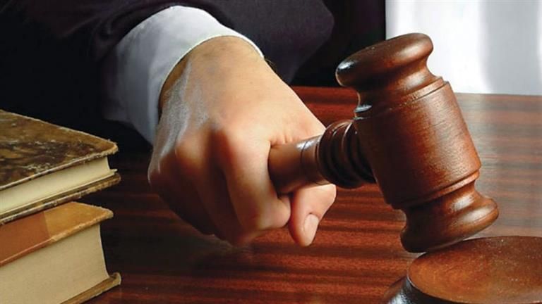 بسبب معاكسة فتاة.. تجديد حبس طرفي المشاجرة مات فيها شخص بالصف