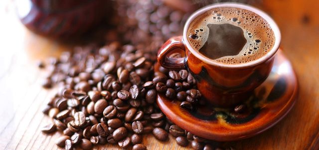 الامارات | أعشاب بدلية للكافيين