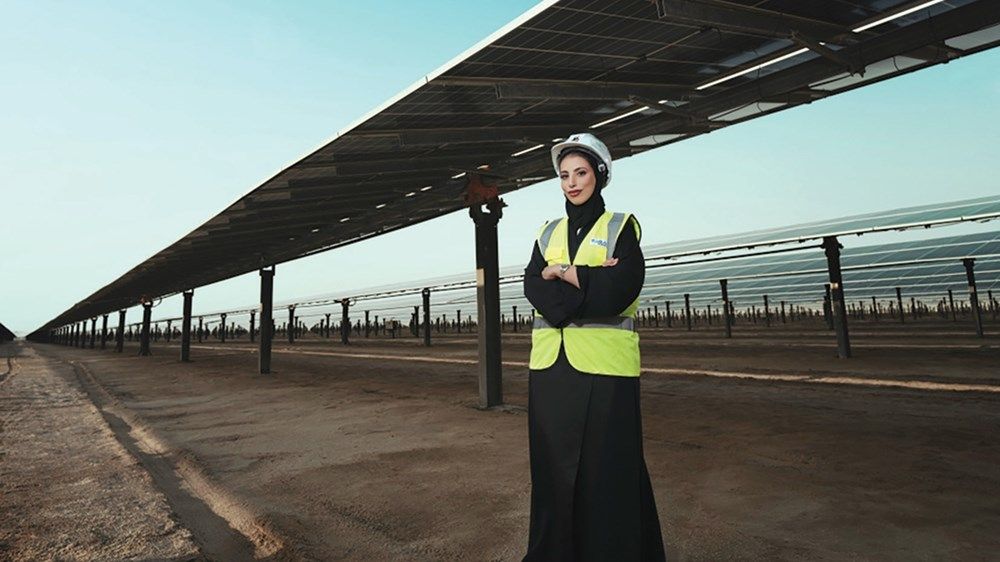 مهندسات إماراتيات يُبدعن في الطاقة والصناعة