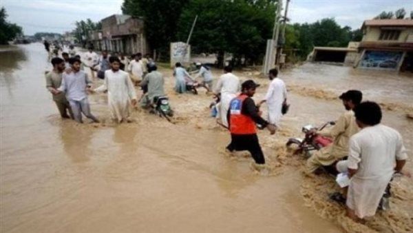 مصرع 245 شخصا بسبب الأمطار الموسمية والفيضانات فى باكستان