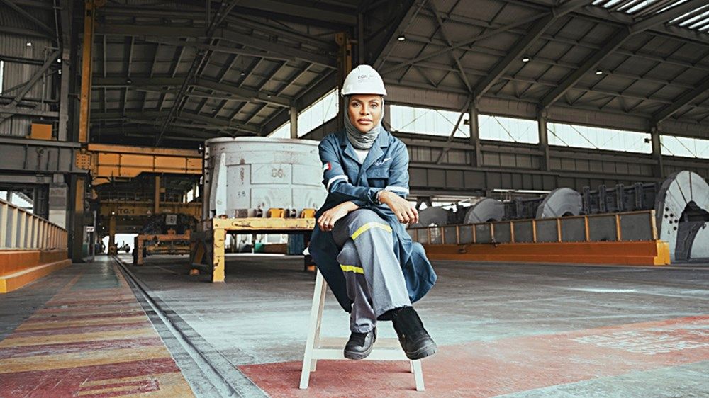 مهندسات إماراتيات يُبدعن في الطاقة والصناعة