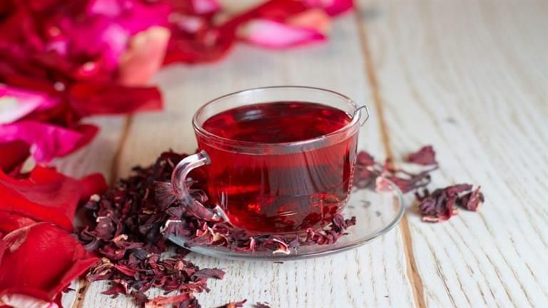 مشروب أحمر يخفض مستويات السكر في ثانية.. سعره على قد الأيد