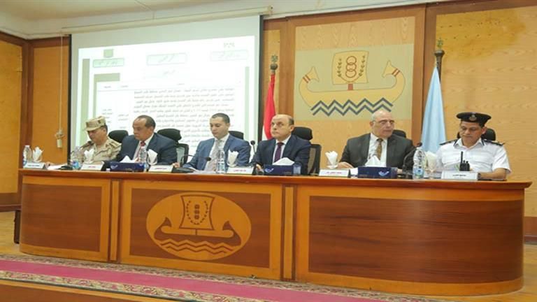 محافظ كفر الشيخ يكلف بتعميم معارض "أهلًا مدارس" بجميع المراكز والمدن - صور