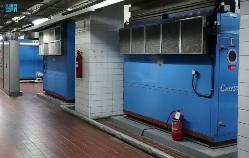 منظومة التبريد داخل المسجد الحرام.. الأكبر في العالم بنسبة تنقية 100%