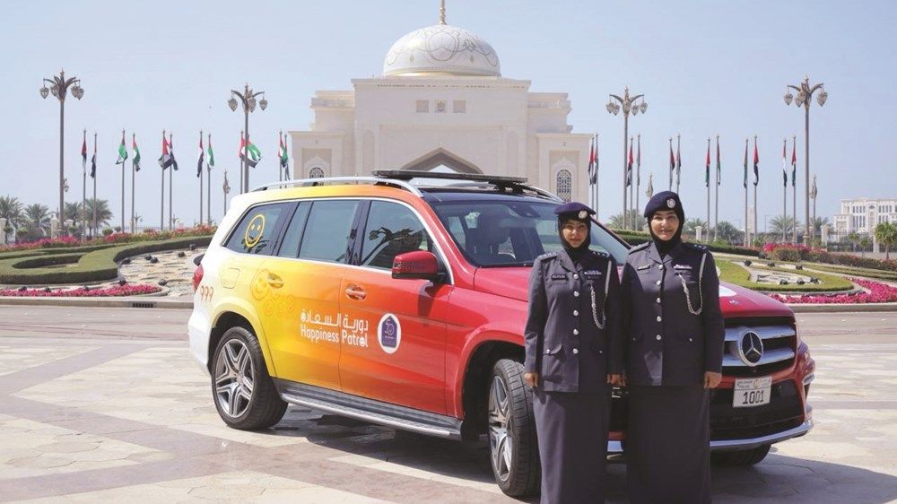 الإماراتية في «شرطة أبوظبي» عطاء مستمر في استدامة الأمن والأمان