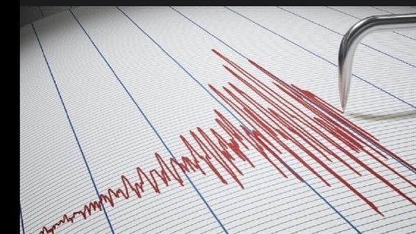 هزة أرضية تضرب جزيرة كريت بقوة ٥.٢ درجة على مقياس ريختر