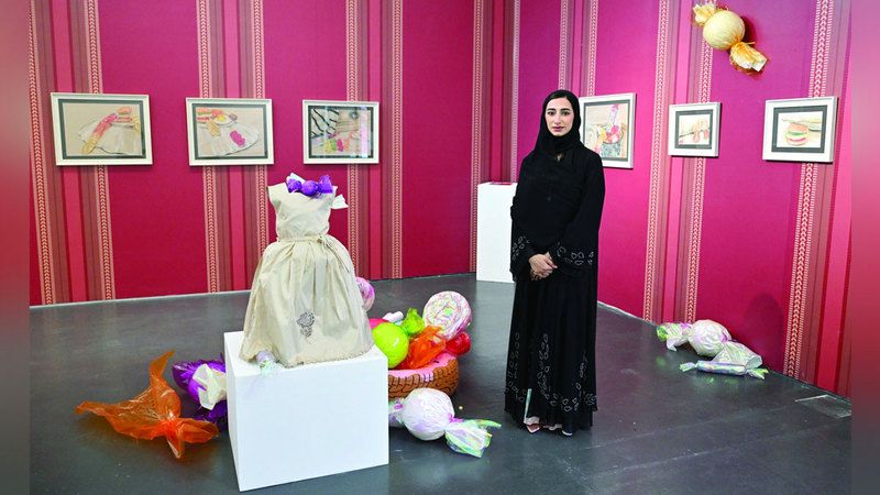الامارات | فاطمة الرميثي.. إبداع من ألعاب وحلويات الطفولة