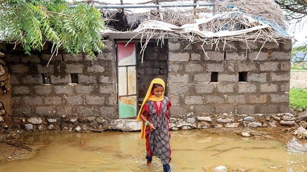 اليمن.. 58 قتيلاً وتدمير عشرات المنازل جراء الأمطار الغزيرة