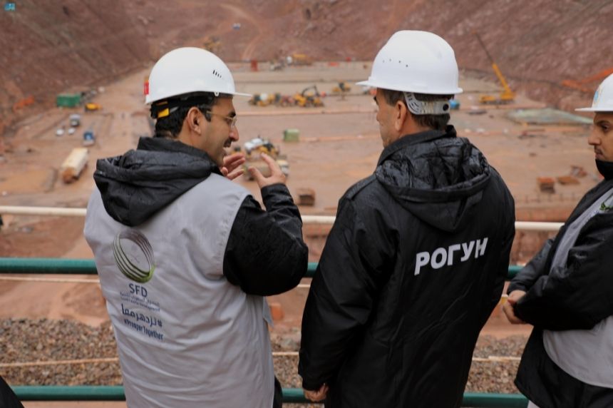 الصندوق السعودي للتنمية.. مسيرة تاريخية في أكثر من 100 دولة