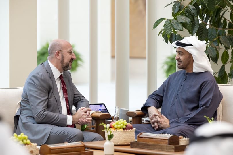 الخليج اليوم .. رئيس الدولة يبحث مع رئيس المجلس الأوروبي سبل تعزيز العلاقات بين الإمارات والاتحاد الأوروبي والتطورات في المنطقة