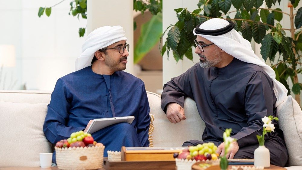 رئيس الدولة يبحث مع رئيس المجلس الأوروبي سبل تعزيز العلاقات بين الإمارات والاتحاد الأوروبي والتطورات في المنطقة
