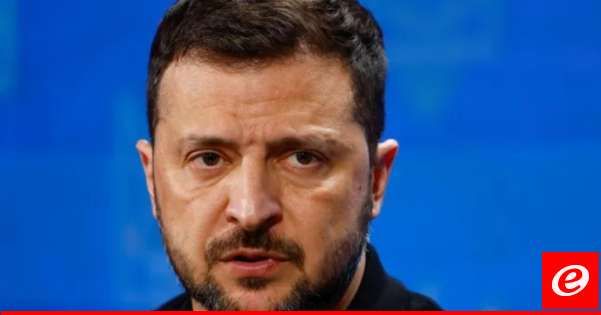 فاينانشال تايمز تتحث عن فشل دفاعي كامل: زيلينسكي يواجه سيلا من الانتقادات مع التقدم السريع للجيش الروسي