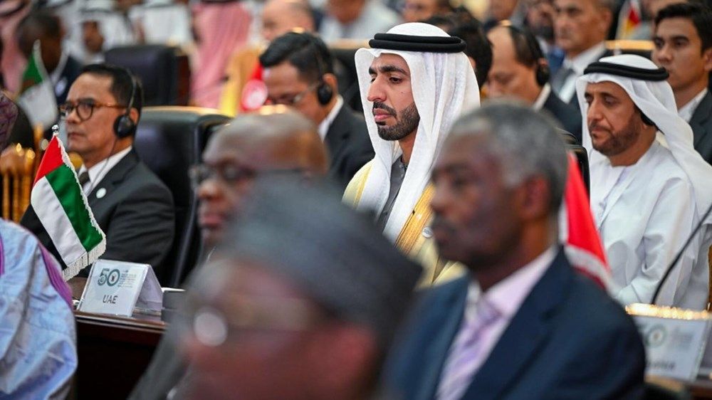 شخبوط بن نهيان يحضر اجتماع مجلس وزراء خارجية منظمة التعاون الإسلامي