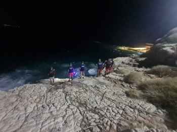 الدفاع المدني: العثور على جثة الغريق في عمشيت وتحذير من ارتياد الشاطىء بسبب ارتفاع الأمواج