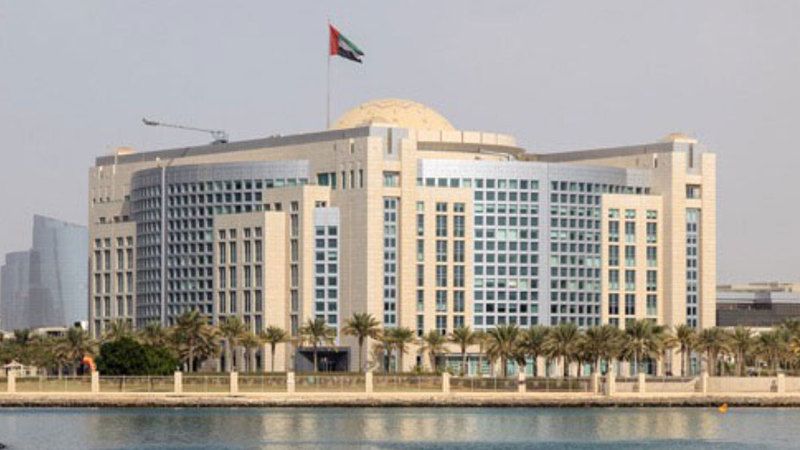 الامارات | «الخارجية» تستقبل 1880 بلاغاً طارئاً لمواطني الدولة في الخارج