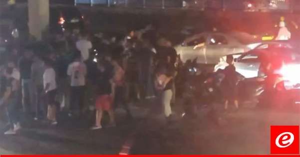 قطع السير لفترة وجيزة على اوتوستراد خلدة والطريق سالكة حاليًا