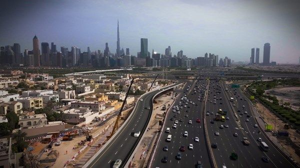 "طرق دبي" تفتتح جسرين رئيسيين ضمن مشروع تطوير شارع الخيل
