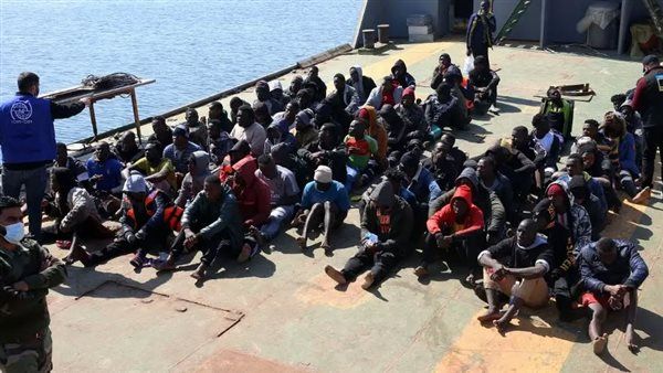 ليبيا: كشف انتهاكات تعرض لها 1300 مهاجر في الشويرف