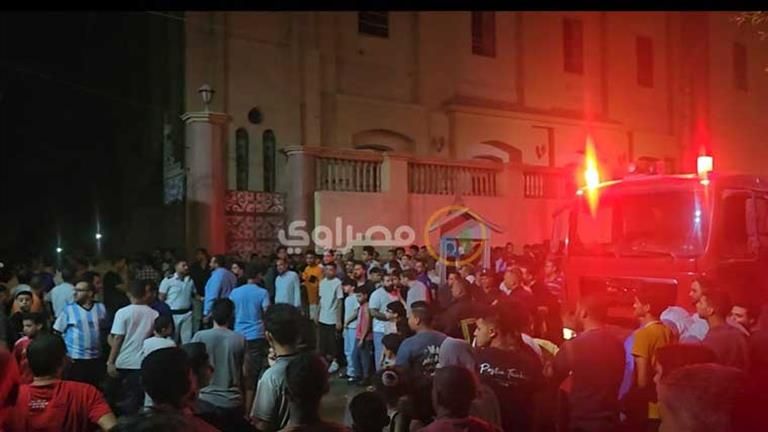 محافظ بني سويف يتابع أعمال السيطرة على حريق مبنى الخدمات بالمطرانية